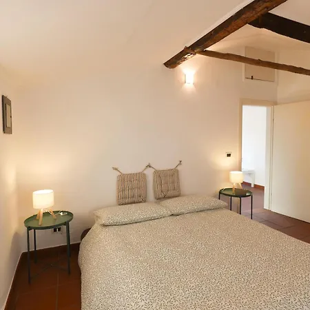 Apartman The Tower - Center Genova